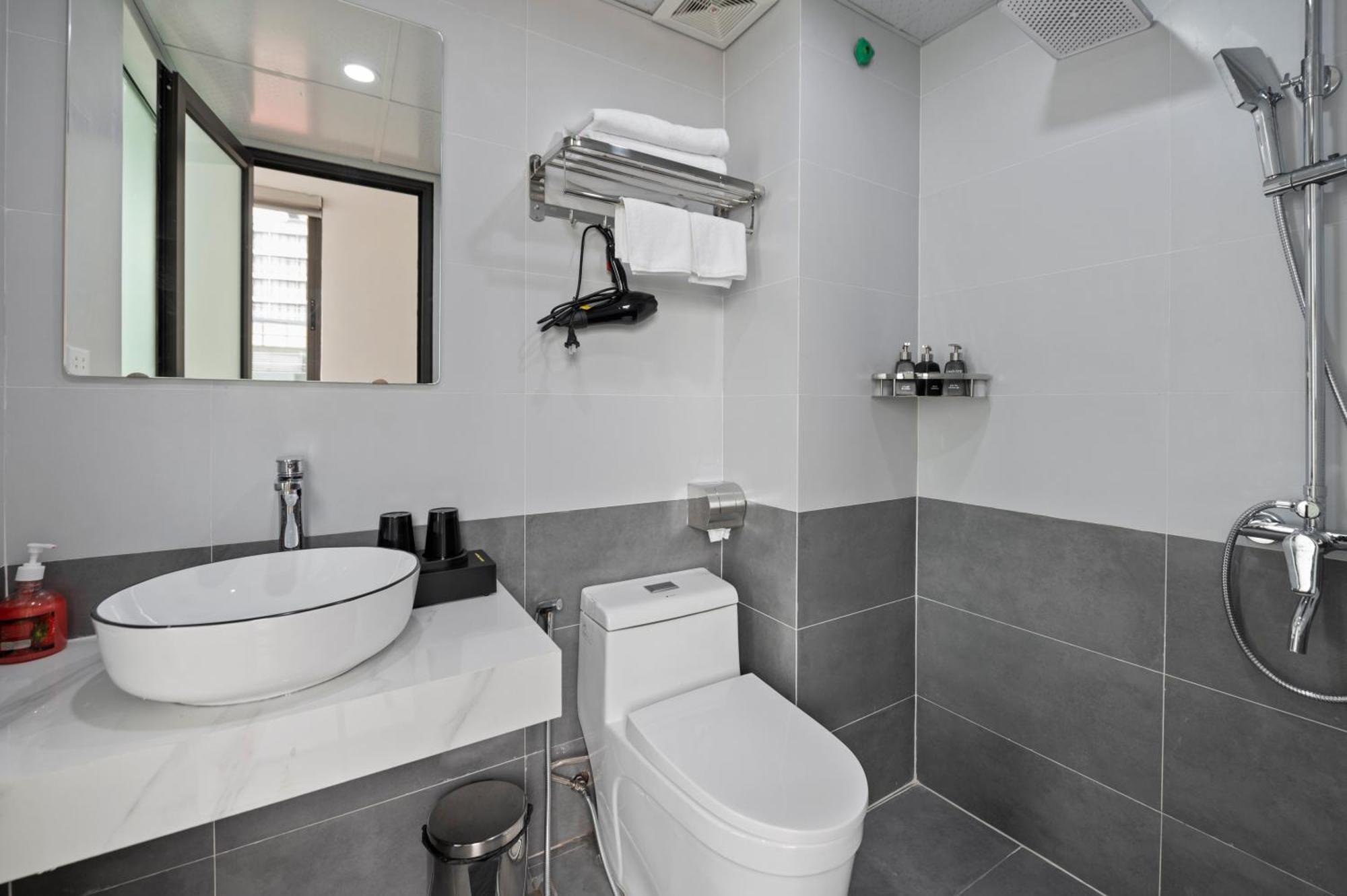 Lakeview Residence Hotel Hanoi Bagian luar foto